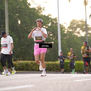 Runner Photo 6392615