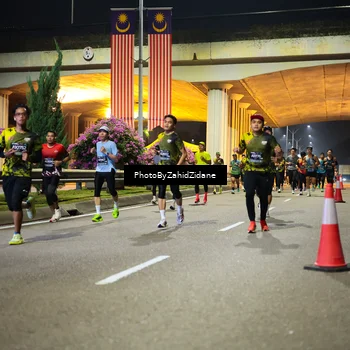 Runner Photo 6392625