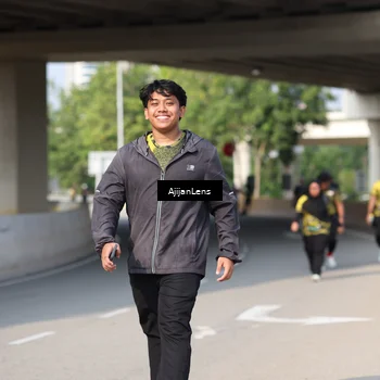 Runner Photo 6392629