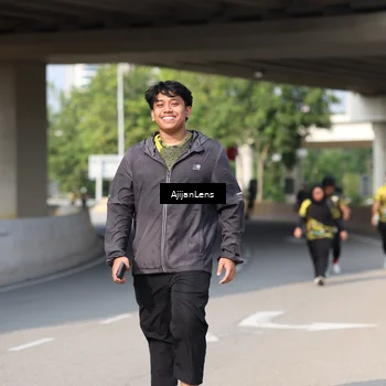Runner Photo 6392634