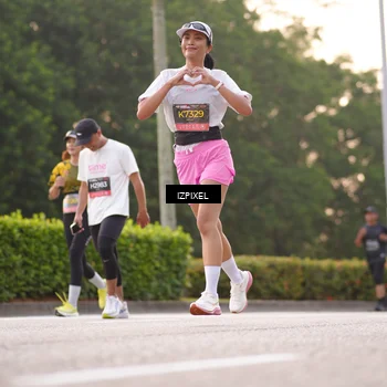 Runner Photo 6392662