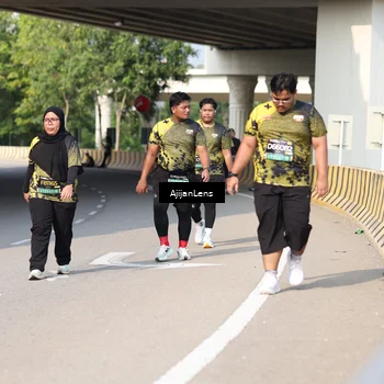 Runner Photo 6392667