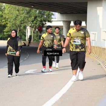 Runner Photo 6392673