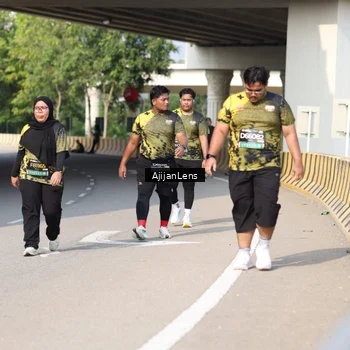 Runner Photo 6392683