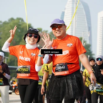 Runner Photo 6392763