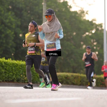Runner Photo 6392801