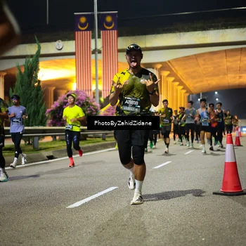 Runner Photo 6392825