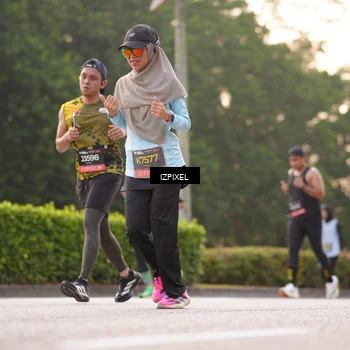 Runner Photo 6392828
