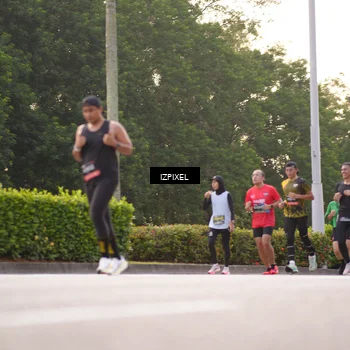 Runner Photo 6392830