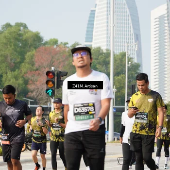 Runner Photo 6392862