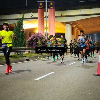 Runner Photo 6392922