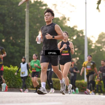 Runner Photo 6392949
