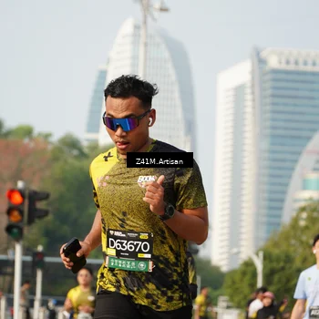 Runner Photo 6393034