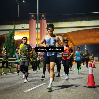 Runner Photo 6393047