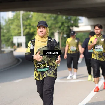 Runner Photo 6393059