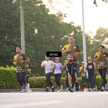Runner Photo 6393081