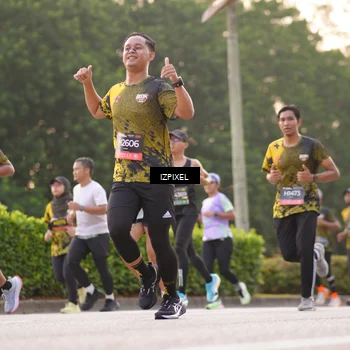 Runner Photo 6393116