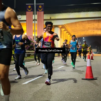 Runner Photo 6393122