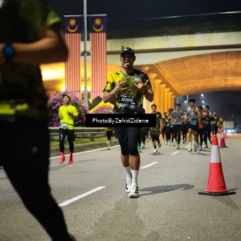 Runner Photo 6393126