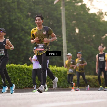 Runner Photo 6393135