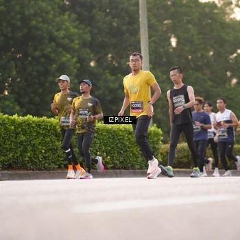 Runner Photo 6393154