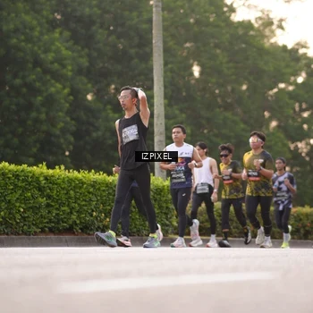 Runner Photo 6393184