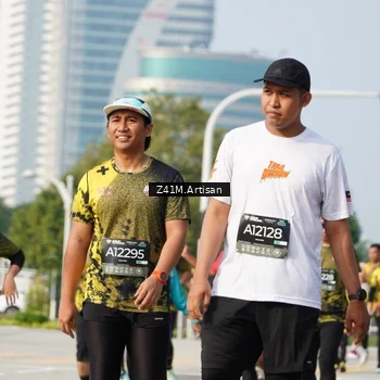 Runner Photo 6393186