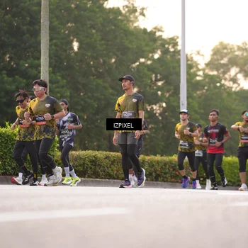 Runner Photo 6393221
