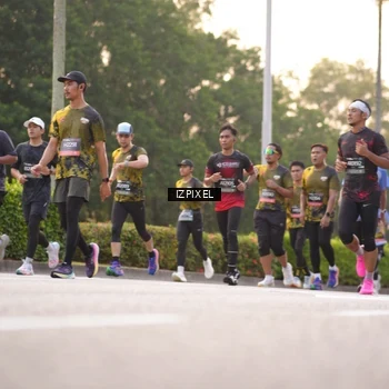 Runner Photo 6393240