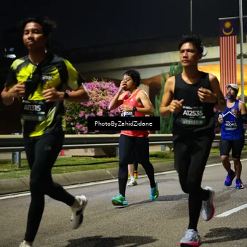 Runner Photo 6393272