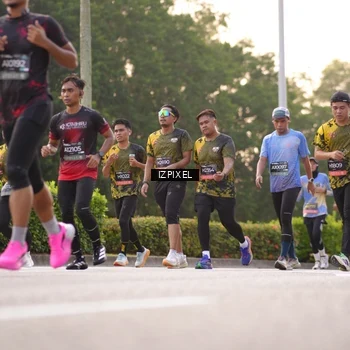 Runner Photo 6393278
