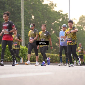 Runner Photo 6393307