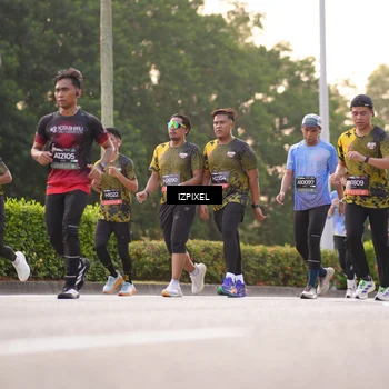 Runner Photo 6393315