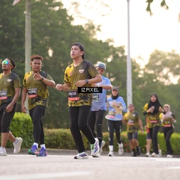 Runner Photo 6393359