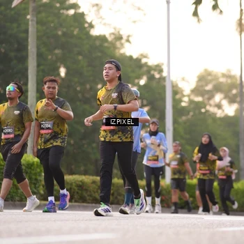 Runner Photo 6393360