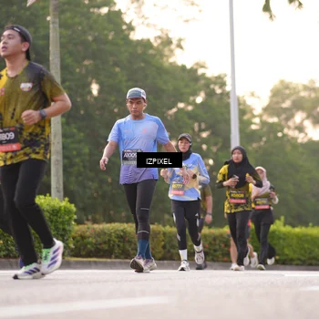 Runner Photo 6393385