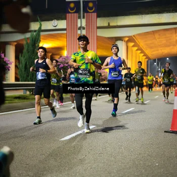 Runner Photo 6393394