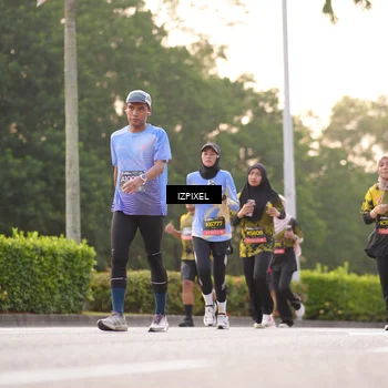 Runner Photo 6393398