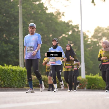 Runner Photo 6393422