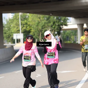 Runner Photo 6393442