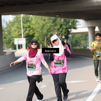 Runner Photo 6393445