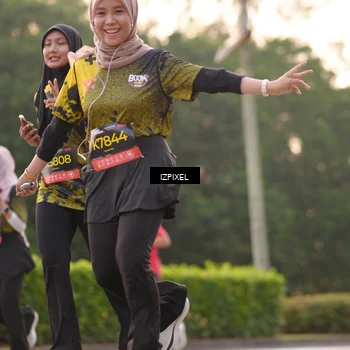 Runner Photo 6393458