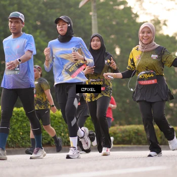 Runner Photo 6393473