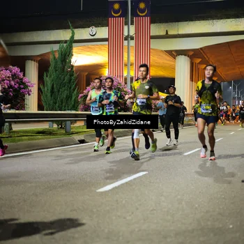 Runner Photo 6393574