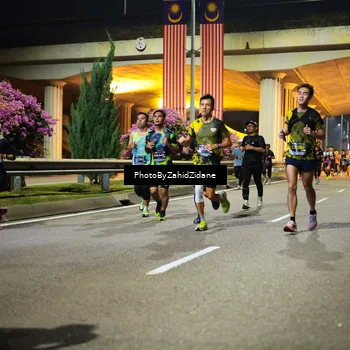 Runner Photo 6393589