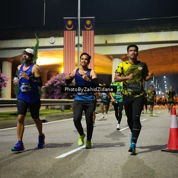 Runner Photo 6393605