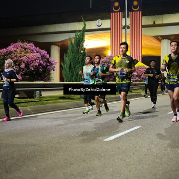 Runner Photo 6393618