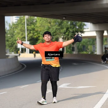 Runner Photo 6393656