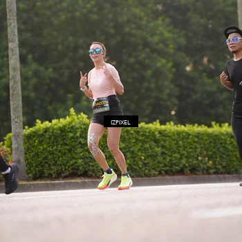Runner Photo 6393749