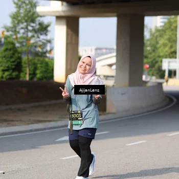 Runner Photo 6393750
